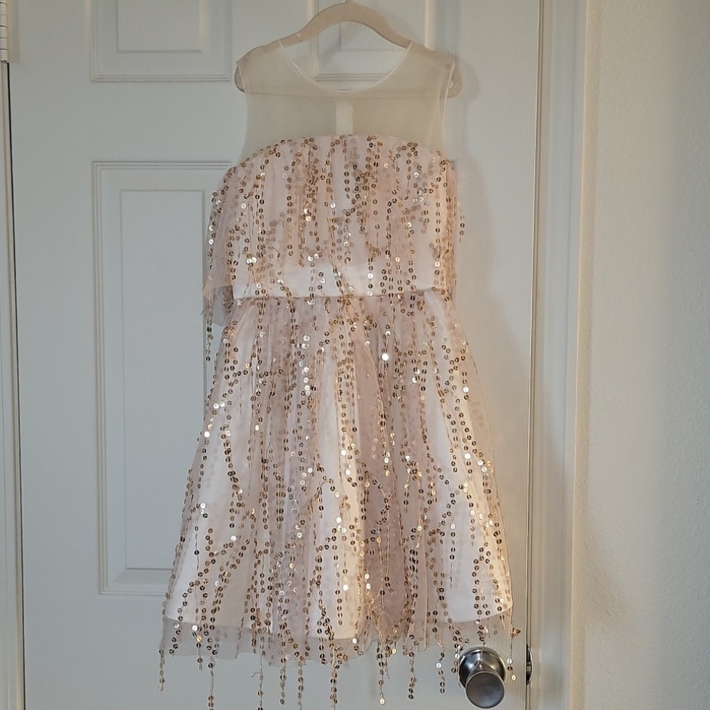 JJ’s house Girls Gold Dress Size 10
